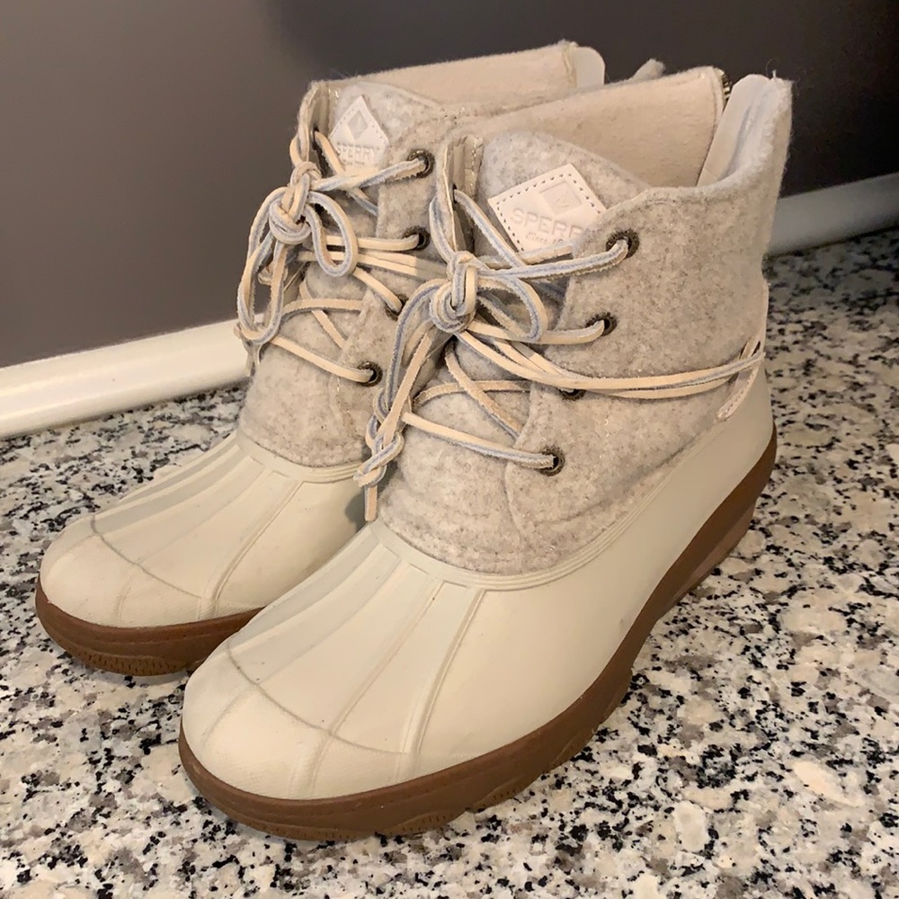 White Women’s Salt Water Wedge Tide Wool Duck Boot